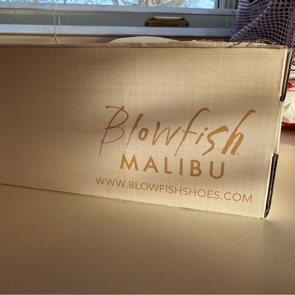 Blowfish Malibu White Floral Sneakers - Picture 9 of 9